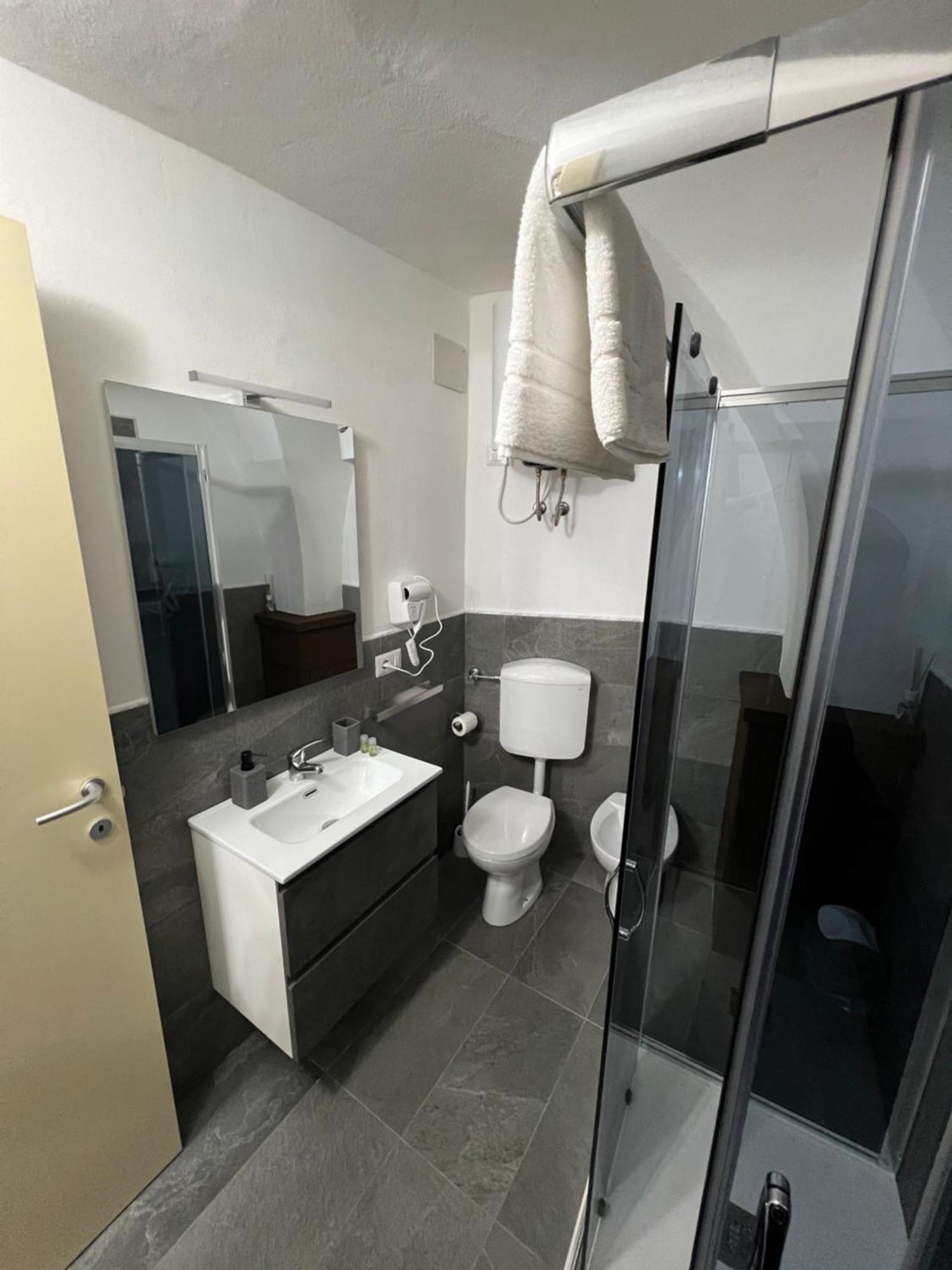 Station Rooms37 Sassari Exterior foto